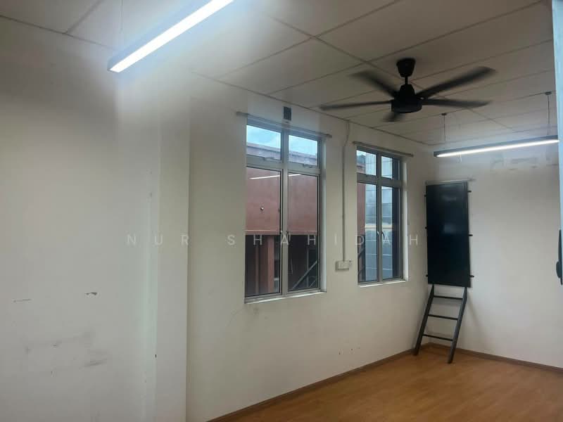 Kedai / Pejabat untuk Disewa di Alam Budiman (Shah Alam) - Nur Shahidah - PropertyGuru.com.my