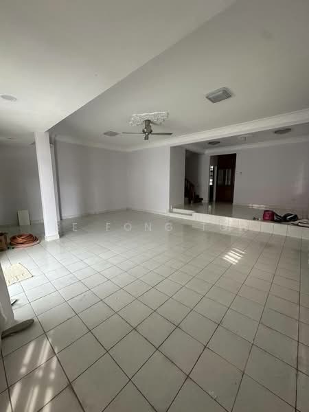 Rumah Berkembar untuk Dijual di Taman Perling (Perling) - Ee Fong Toh - Living Room - PropertyGuru.com.my