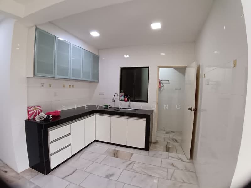 Kondominium untuk Disewa di Pandan Heights Condominium - Steven Yong - Kitchen - PropertyGuru.com.my