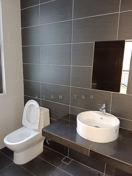 2.5-storey Terraced House for Sale in Cahaya Spk (Shah Alam) - Alan Tan - Bathroom - PropertyGuru.com.my