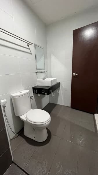 Servis Apartment untuk Disewa di KSL Residence @ Daya - Hong Charng Lee - Bathroom - PropertyGuru.com.my