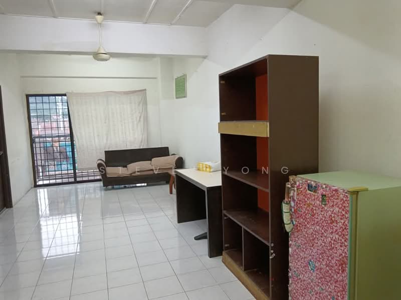 Rumah Flat untuk Dijual di Sukma Shop - Steven Yong - Living Room - PropertyGuru.com.my