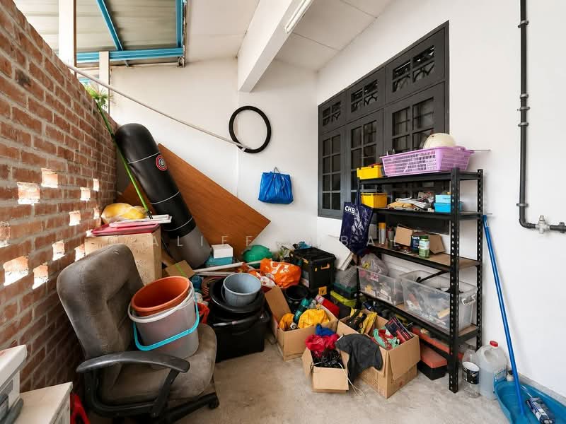 Rumah Teres 1 Tingkat untuk Dijual di Seksyen 16 (Bangi) - Aliff Iqbal - PropertyGuru.com.my