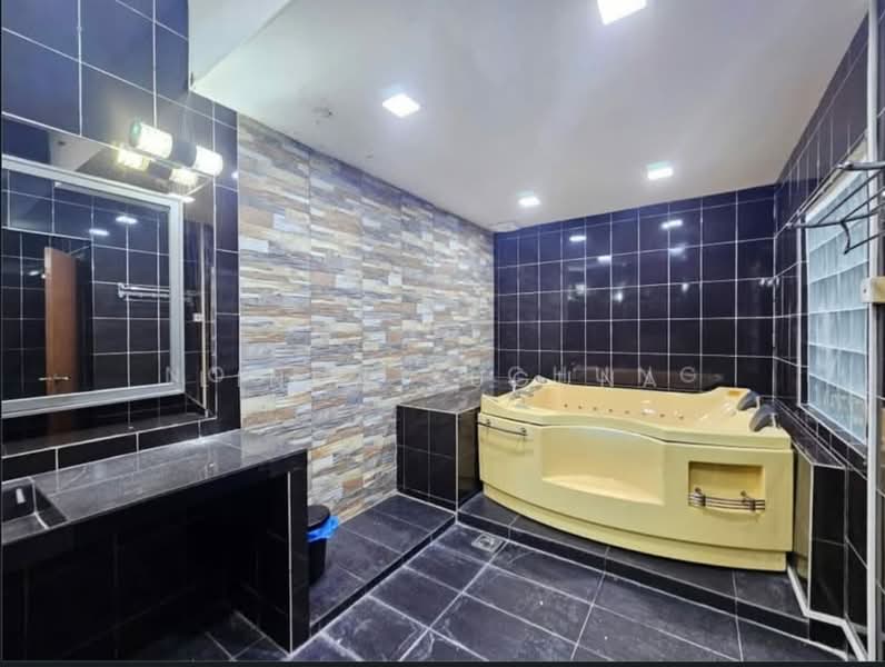 Rumah Teres 2-Tingkat untuk Dijual di Putra Heights (Subang Jaya) - Linda Suguna - Bathroom - PropertyGuru.com.my