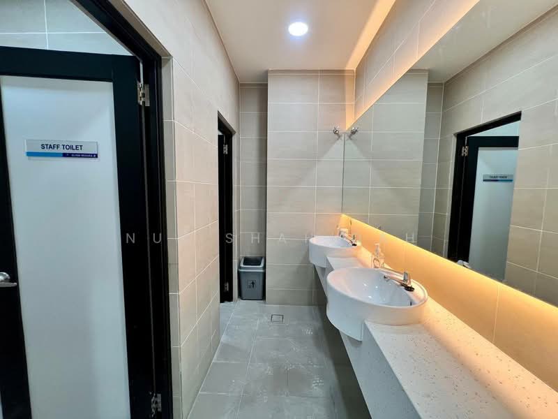 Kedai / Pejabat untuk Disewa di Bukit Jelutong (Shah Alam) - Nur Shahidah - PropertyGuru.com.my