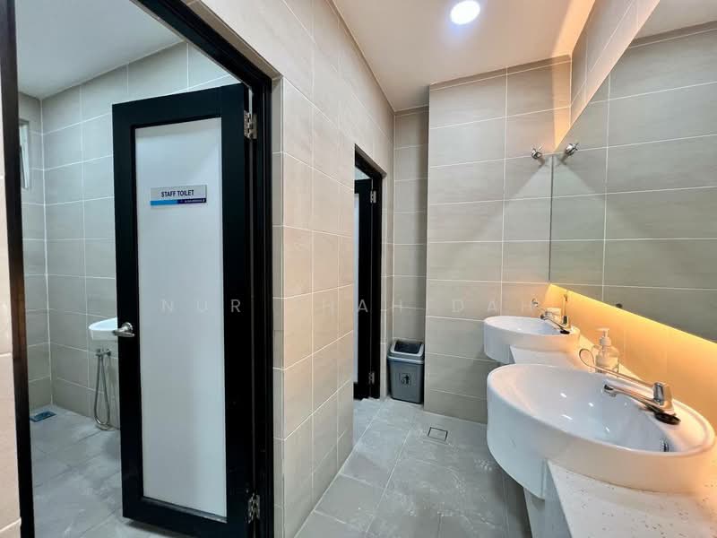Kedai / Pejabat untuk Disewa di Bukit Jelutong (Shah Alam) - Nur Shahidah - PropertyGuru.com.my