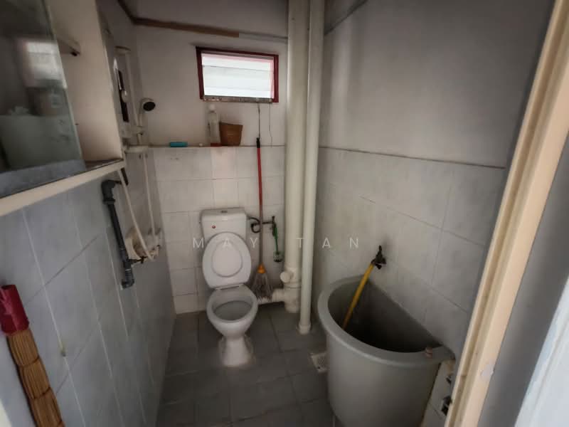 Apartment for Sale at Eastern Court - May Tan - Bathroom - PropertyGuru.com.my
