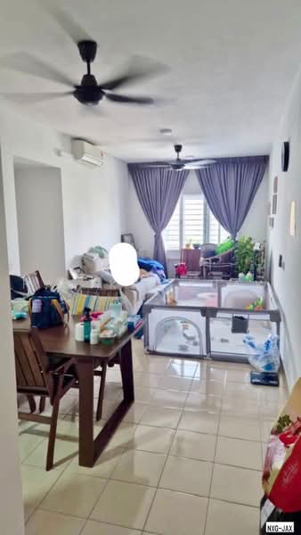 Pangsapuri untuk Dijual di Serunai - Hao Kai Khaw - Living Room - PropertyGuru.com.my