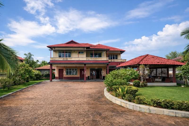 Bungalow for Sale in Country Heights (Kajang) - Mohammad Omar - PropertyGuru.com.my
