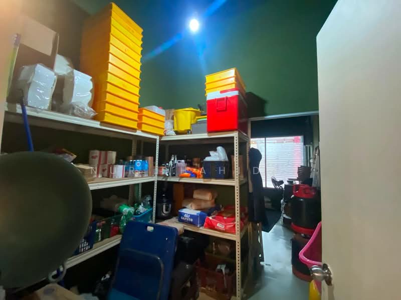 Shop / Office for Rent in Bukit Jelutong (Shah Alam) - Nur Shahidah - PropertyGuru.com.my