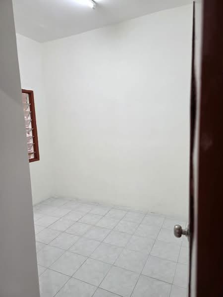 Rumah Flat untuk Dijual di Sukma Shop - Steven Yong - PropertyGuru.com.my