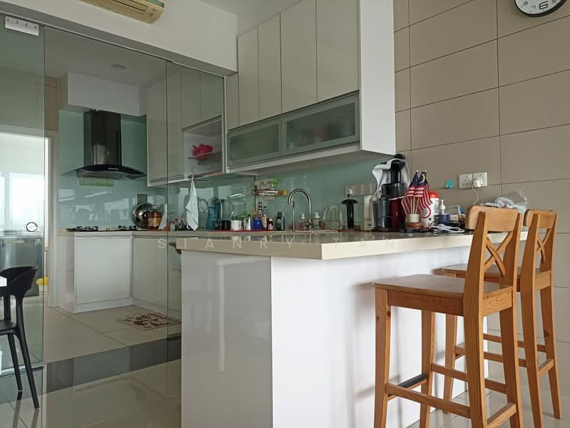 Condominium for Sale at KM1 East - Sianry Tan - Kitchen - PropertyGuru.com.my