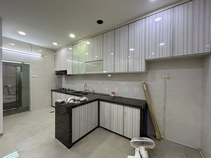 Rumah Teres 3 Tingkat untuk Dijual di Jelutong (Penang) - Sam Yeoh - Kitchen - PropertyGuru.com.my