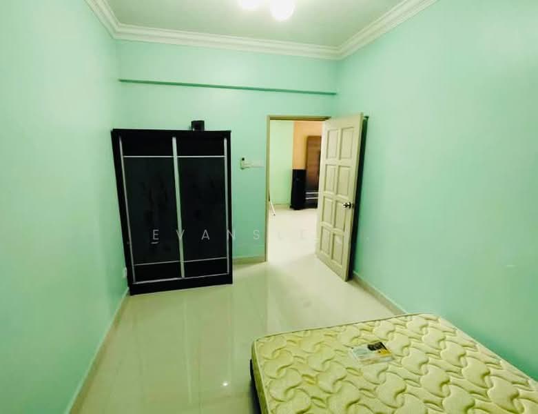 Condominium for Rent at Plaza Serdang Raya - Evanslee . - Bedroom - PropertyGuru.com.my