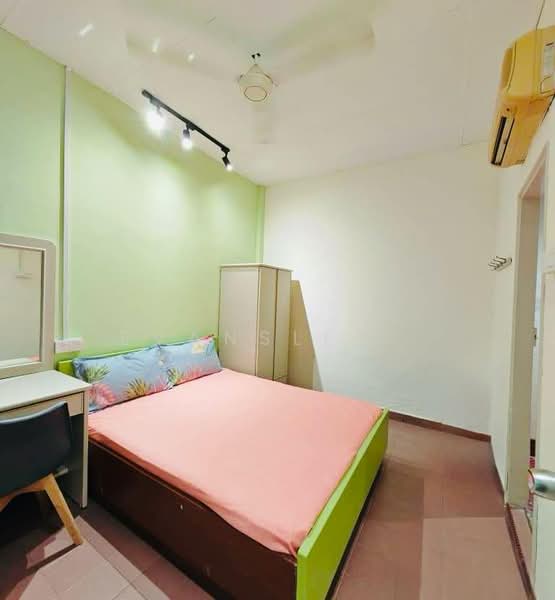 Condominium for Rent at Plaza Serdang Raya - Evanslee . - Bedroom - PropertyGuru.com.my