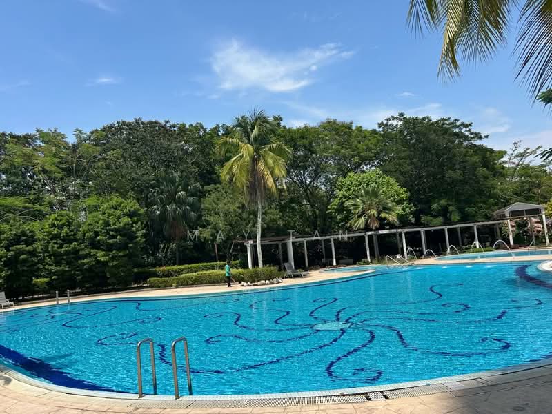 Condominium for Sale at Marina Bay Condominium - May Tan - Pool - PropertyGuru.com.my