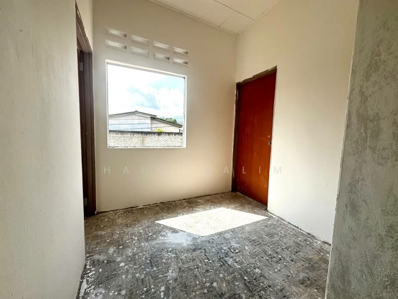 2-storey Terraced House for Sale in Bandar Baru Ampangan (Seremban) - Hairi Halim - PropertyGuru.com.my