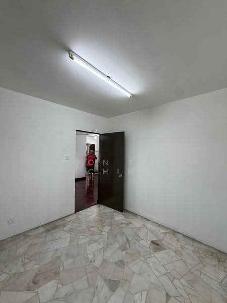Rumah Flat untuk Dijual di Flat PKNS Section 17 Shah Alam - Nick Chin - Interior - PropertyGuru.com.my