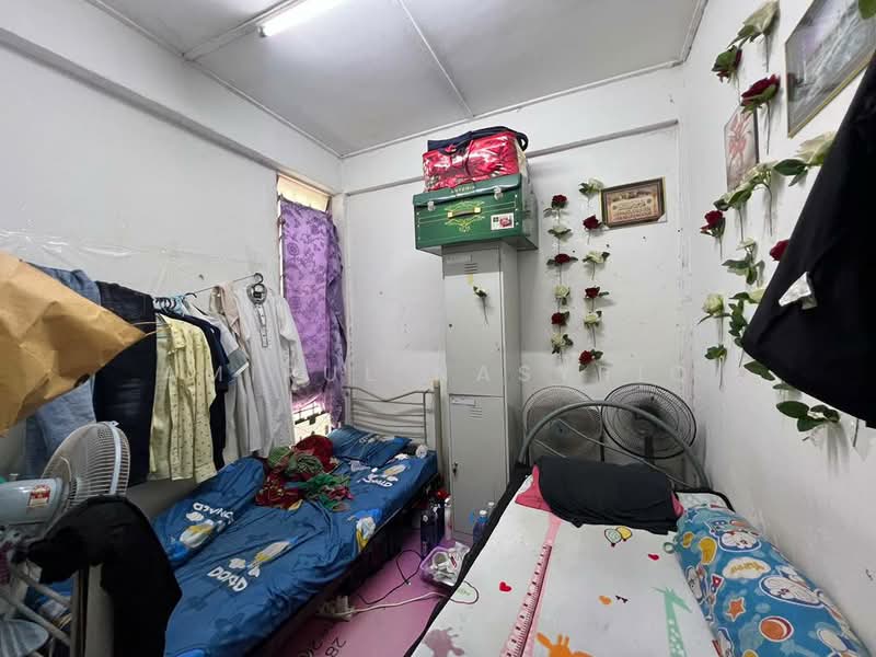 Flat for Sale at Gugusan Kemboja - Amirul Nasyriq - Bedroom - PropertyGuru.com.my