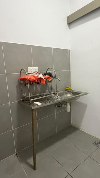 Servis Apartment untuk Disewa di Vision City Youth City - Mike Tan - Kitchen - PropertyGuru.com.my