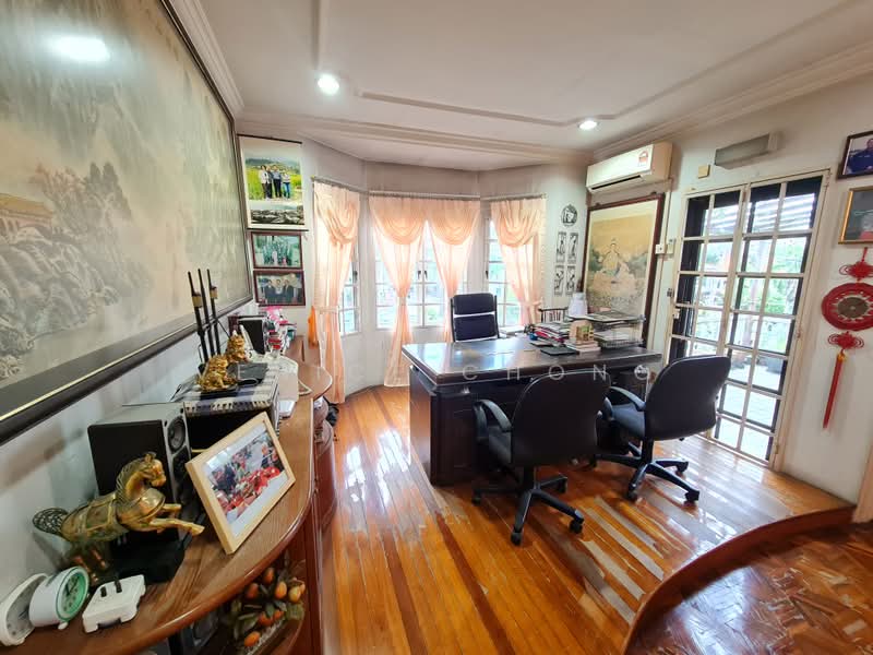 Semi-Detached House for Sale in Bandar Baru Sri Petaling (Sri Petaling) - Venice Chong - Study - PropertyGuru.com.my