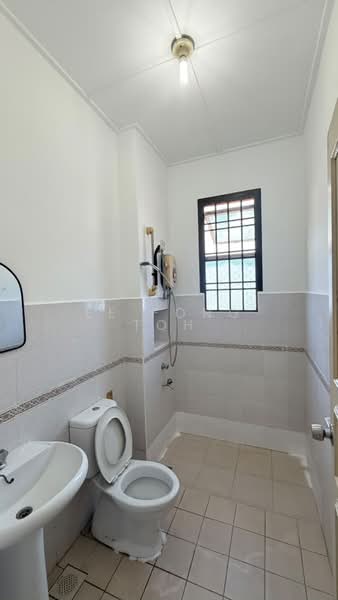 Rumah Teres 2 Tingkat untuk Dijual di Taman Sri Pulai Perdana (Skudai) - Ee Fong Toh - Bathroom - PropertyGuru.com.my