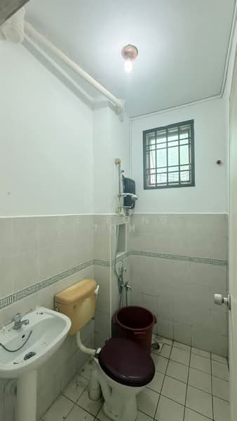 Rumah Teres 2 Tingkat untuk Dijual di Taman Sri Pulai Perdana (Skudai) - Ee Fong Toh - Bathroom - PropertyGuru.com.my