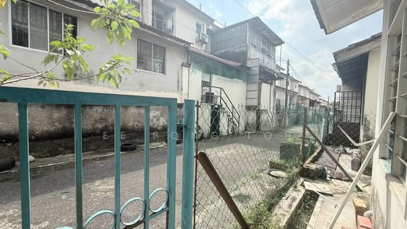 Rumah Teres 2 Tingkat untuk Dijual di Taman Sri Pulai Perdana (Skudai) - Ee Fong Toh - Exterior - PropertyGuru.com.my
