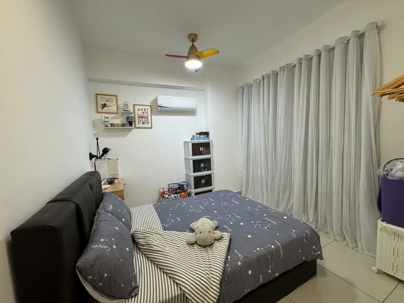 Kondominium untuk Dijual di Tropicana Bay Residences - Sam Yeoh - Bedroom - PropertyGuru.com.my