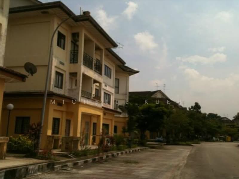 Townhouse for Sale in Taman Iskandar (Johor Bahru) - Michelle Kueh - Exterior - PropertyGuru.com.my