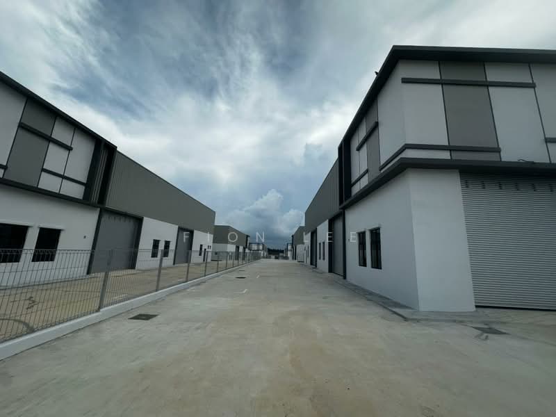 Semi-D Factory for Rent in Taman Dato Onn (Johor Bahru) - Fion Lee - Exterior - PropertyGuru.com.my