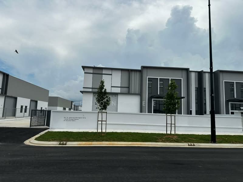 Semi-D Factory for Rent in Taman Dato Onn (Johor Bahru) - Fion Lee - Exterior - PropertyGuru.com.my
