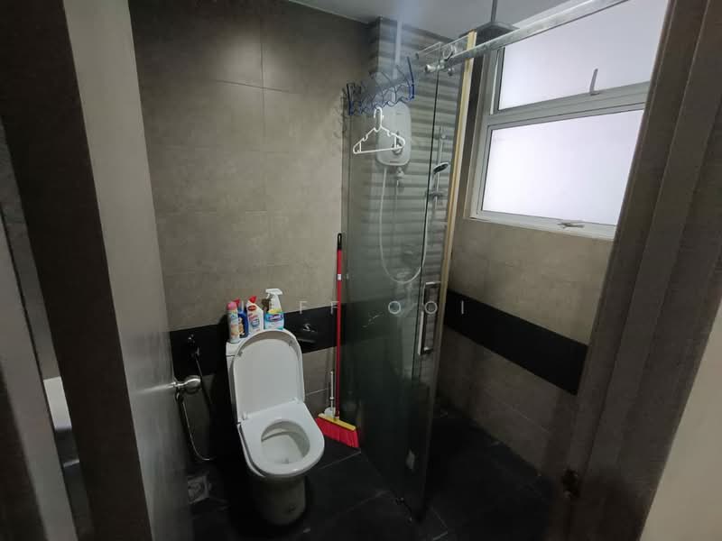Servis Apartment untuk Disewa di The Loft @ ZetaPark - Jeff Ooi - Bathroom - PropertyGuru.com.my