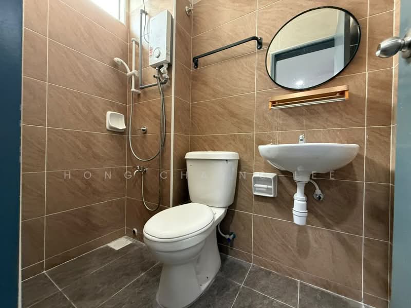 Rumah Teres 2 Tingkat untuk Disewa di Johor Bahru (Johor) - Hong Charng Lee - Bathroom - PropertyGuru.com.my