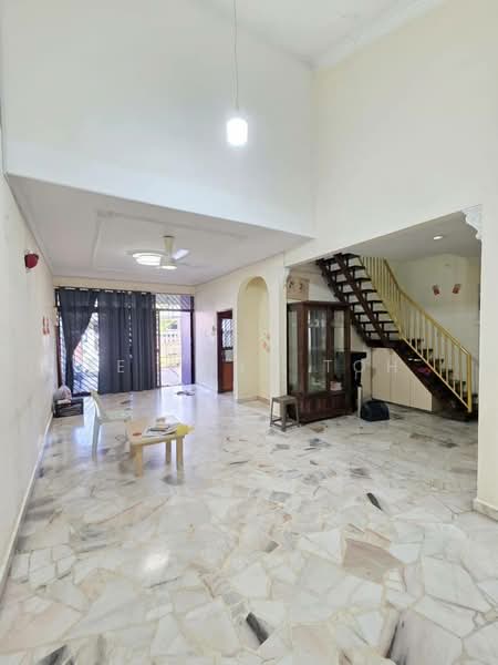 Rumah Teres 1 Tingkat untuk Dijual di Taman Skudai Baru (Skudai) - Ee Fong Toh - Living Room - PropertyGuru.com.my