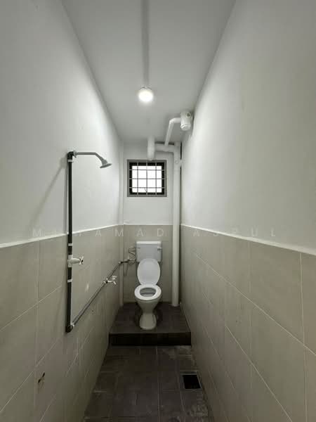 Tanah Kediaman untuk Dijual di Taman Seri Damansara (Pekan Nanas) - Muhamad Asrul - Bathroom - PropertyGuru.com.my