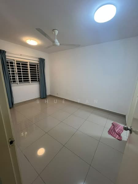 Apartment for Rent at Pangsapuri Seri Mutiara - Shue Tan - Bedroom - PropertyGuru.com.my