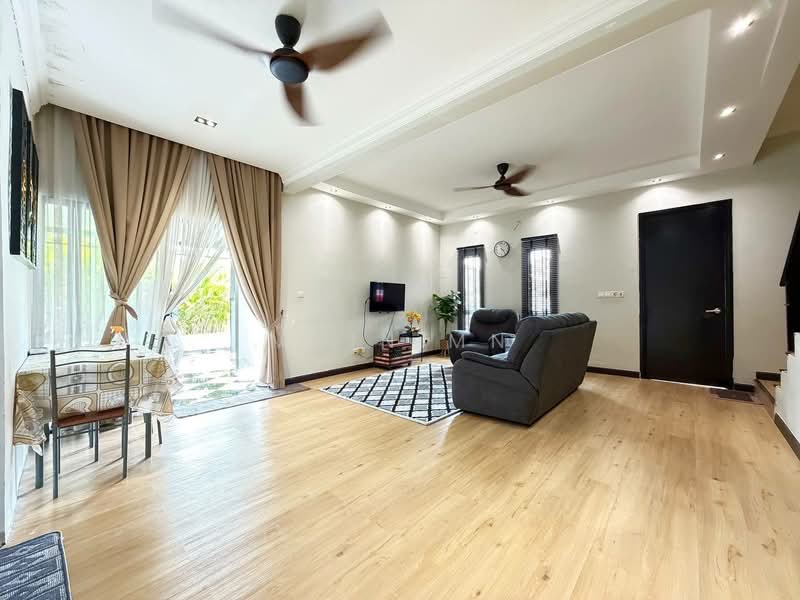 2-storey Terraced House for Sale in Puncak Alam (Selangor) - Muin Mn - Living Room - PropertyGuru.com.my