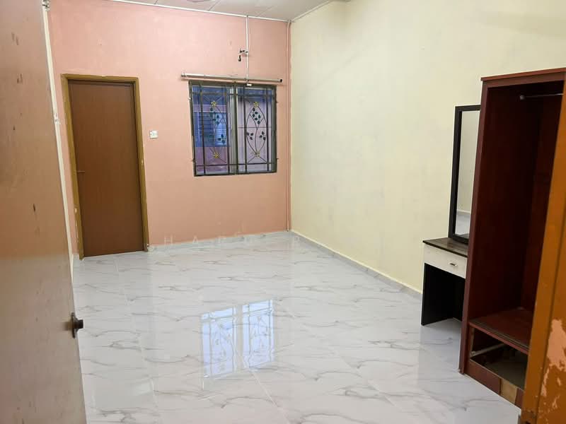 Rumah Teres untuk Dijual di Taman Sri Rawang (Rawang) - Haru Rama - Interior - PropertyGuru.com.my