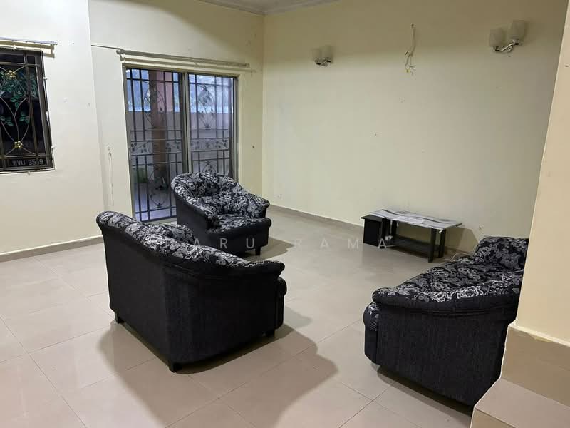 Rumah Teres untuk Dijual di Taman Sri Rawang (Rawang) - Haru Rama - Living Room - PropertyGuru.com.my
