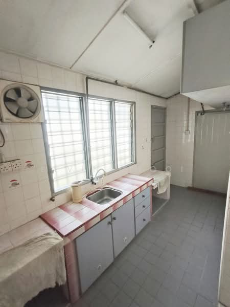 1-storey Terraced House for Sale in Cheras (Selangor) - Elvin Chooi - Kitchen - PropertyGuru.com.my
