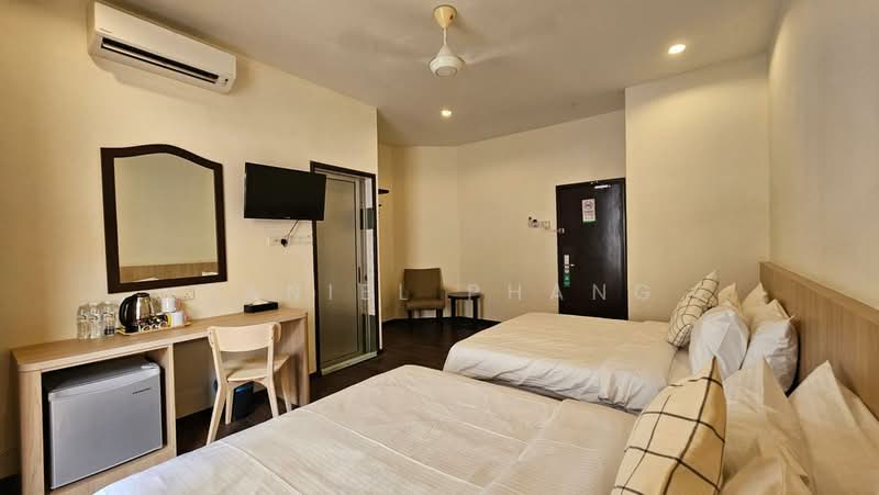 Hotel / Resort for Sale in Pulau Tikus (Penang) - Daniel Phang - Bedroom - PropertyGuru.com.my