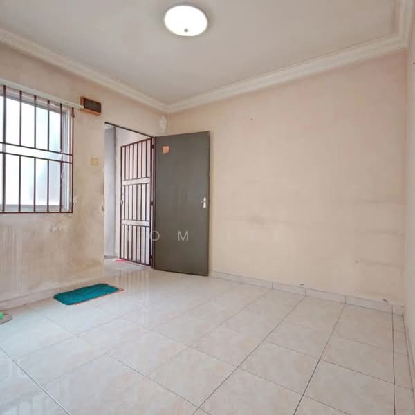Apartment for Sale at Sri Angkasa Apartment - Tom Lee - PropertyGuru.com.my