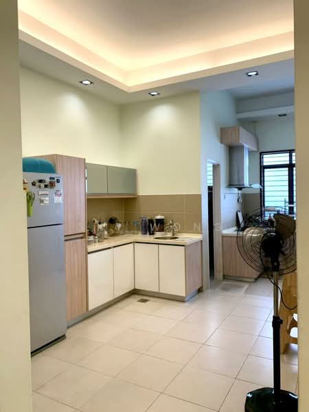 Rumah Teres untuk Dijual di Bandar Puteri Puchong (Puchong) - Sky Wong - Kitchen - PropertyGuru.com.my
