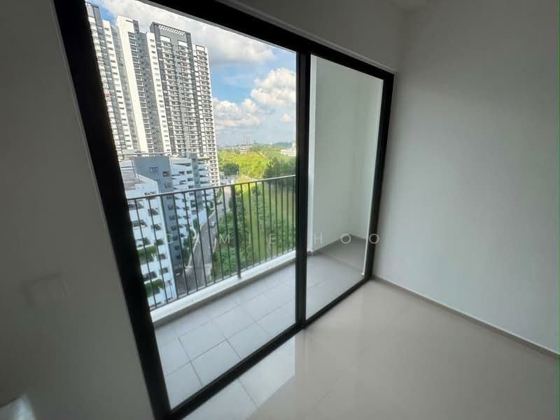 Service Residence for Sale at Hana @ Eco Ardence - Camie Hoo - Balcony - PropertyGuru.com.my