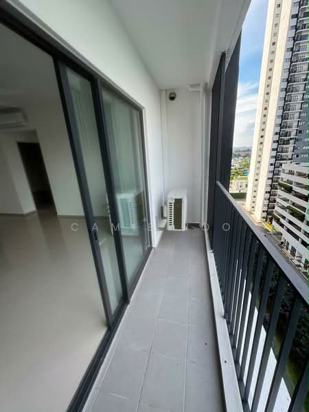 Service Residence for Sale at Hana @ Eco Ardence - Camie Hoo - Balcony - PropertyGuru.com.my