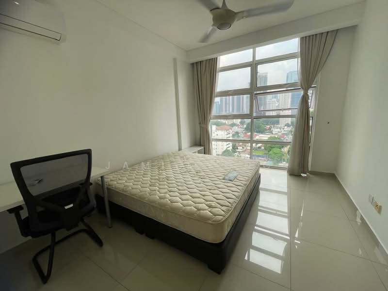 Kondominium untuk Disewa di Menara Bintang Goldhill - Jamie Yong - Bedroom - PropertyGuru.com.my