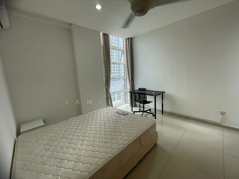 Kondominium untuk Disewa di Menara Bintang Goldhill - Jamie Yong - Bedroom - PropertyGuru.com.my
