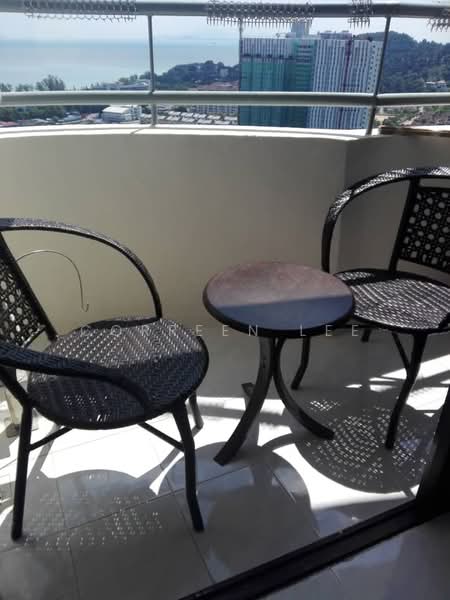 Kondominium untuk Disewa di Eden Seaview Condominium - Correen Lee - Balcony - PropertyGuru.com.my
