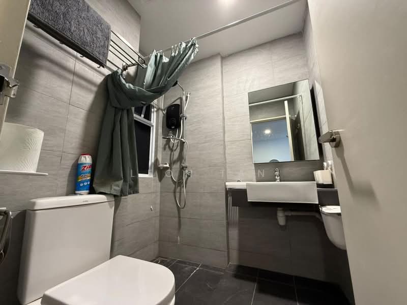 Servis Apartment untuk Disewa di Avona Residence - Leon Tan - Bathroom - PropertyGuru.com.my